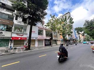 Siêu vị trí siêu hiếm! mặt tiền nguyễn trãi ngay chợ bến thành. dt 7.5x18m giá chỉ 110 tỷ. quá tốt
