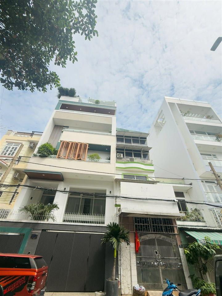 Bán nhà mặt tiền đường lê lâm, phường phú thạnh  tân phú, chỉ nhỉnh 10 tỷ.