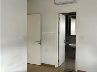 Em cần bán căn góc 72m dự án hausneo,quận 9.gồm 2 pn,2 wc có đầy đủ nội thất0901 460 ***
