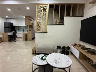 Cho thuê căn pendhuouse sky 9.gồm 3 pn,2 vệ sinh ,sân vườn 0901 460 ***