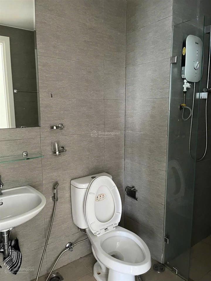 Cho thuê căn góc 72m dự án hausneo, phú hữu, quận 9 gồm 2 pn, 2 wc đầy đủ nội thất