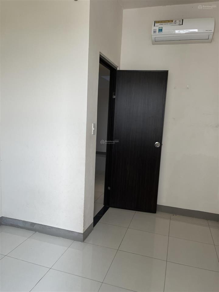 Bán căn hộ sky 9, đường liên phường, quận 9. dt 75m2 gồm 3 pn và 2 vệ sinh có sổ hồng
