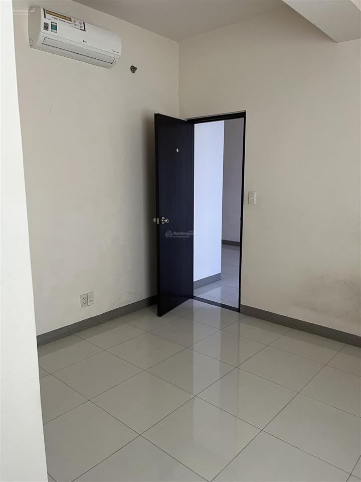 Bán căn hộ sky 9, đường liên phường, quận 9. dt 75m2 gồm 3 pn và 2 vệ sinh có sổ hồng