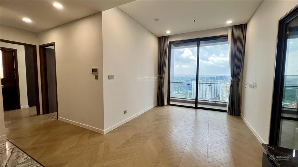 Đã có sổ hồng căn 2 phòng ngủ, giá tốt 9.6 tỷ all in