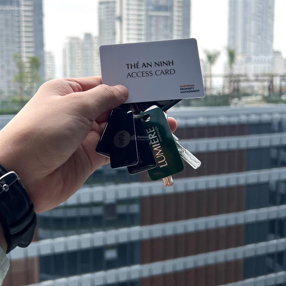 Căn 2 phòng ngủ góc lumiere riverside. sổ hồng sẵn. view hồ bơi siêu đẹp