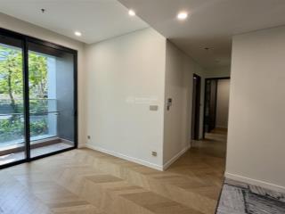 Căn 2 phòng ngủ tầng view sân vườn 12.4 tỷ lumiere riverside