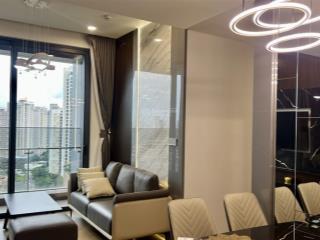 Căn 2 phòng ngủ góc lumiere riverside. full nội thất. sổ hồng sẵn. 13 tỷ all in