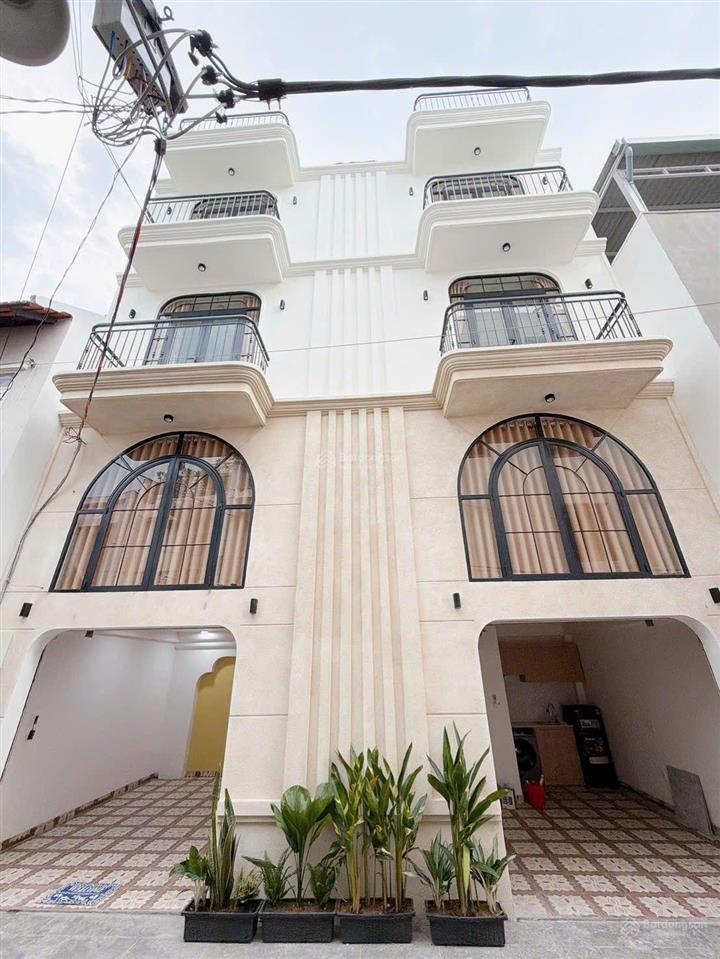 Căn hộ dịch vụ cao cấp sát vành đai 2, phạm văn đồng, full nội thất, giá thuê cao