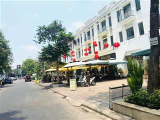 Bán căn shophouse  trung tâm thương mại vincom biên hoà