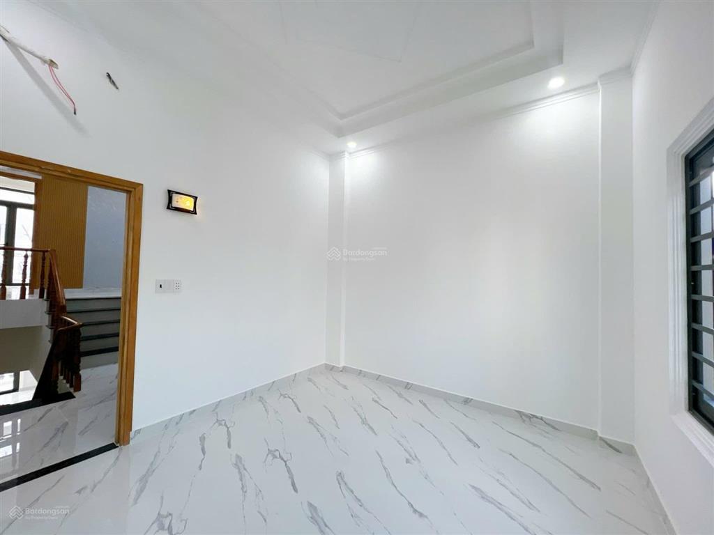 Bán nhà 01 trệt 02 lầu khu cư xá b5 (shr thổ 100%) diện tích sàn 200m2) hoàn công ( giá tốt alo e )