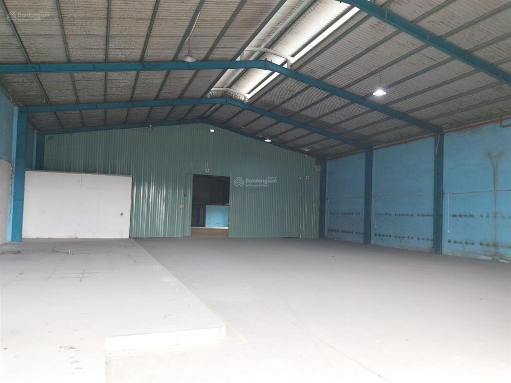 Cho thuê xưởng 1000m2, 50 triệu/th đường nguyễn duy trinh, gần vòng xoay phú hữu, quận 9