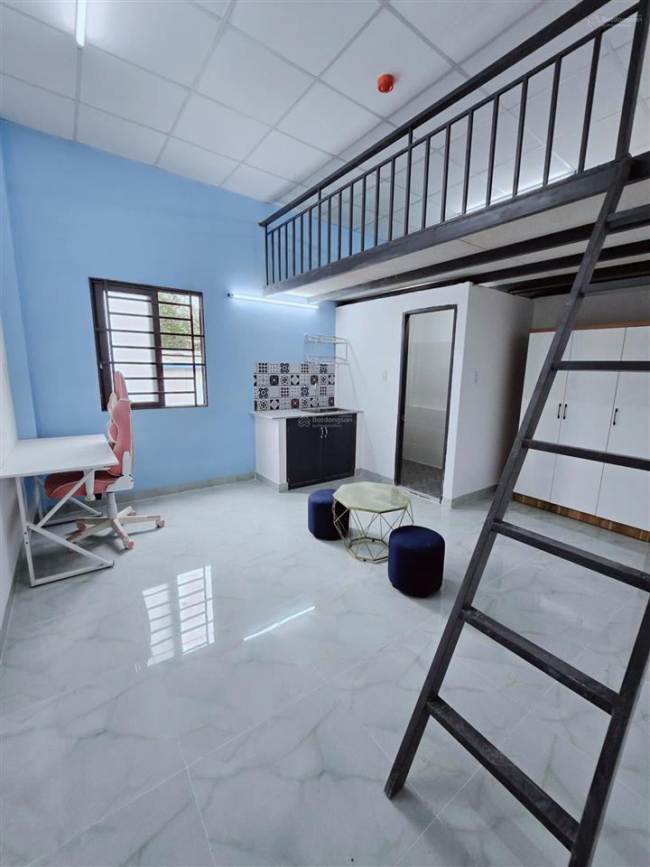 Phòng đầy đủ nội thất, mới xây ngay phạm văn đồng, 30m2 rộng rãi