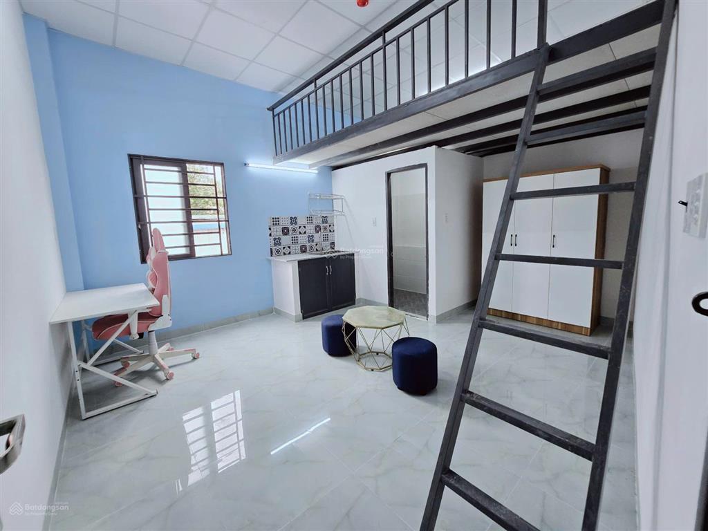 Phòng đầy đủ nội thất, mới xây ngay phạm văn đồng, 30m2 rộng rãi