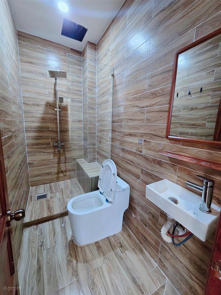 Ngay ngã 4 thủ đức, lê văn việt, phòng full nội thất rộng rãi, an ninh