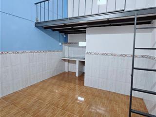Có gác 22m2 phòng mới đẹp ngay ngã 4 thủ đức, đường hoàng diệu 2