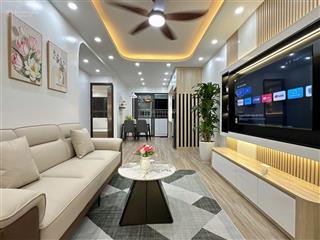 Cần bán căn hộ cao cấp  sổ đỏ toà vp5 bán đảo linh đàm. giá nhỉnh 4 tỷ .  0986 341 ***