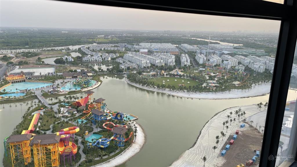 Căn hộ be 2, dt 80m2, giá 4,9 tỷ the beverly, view công viên 36 hecta, hướng đông nam