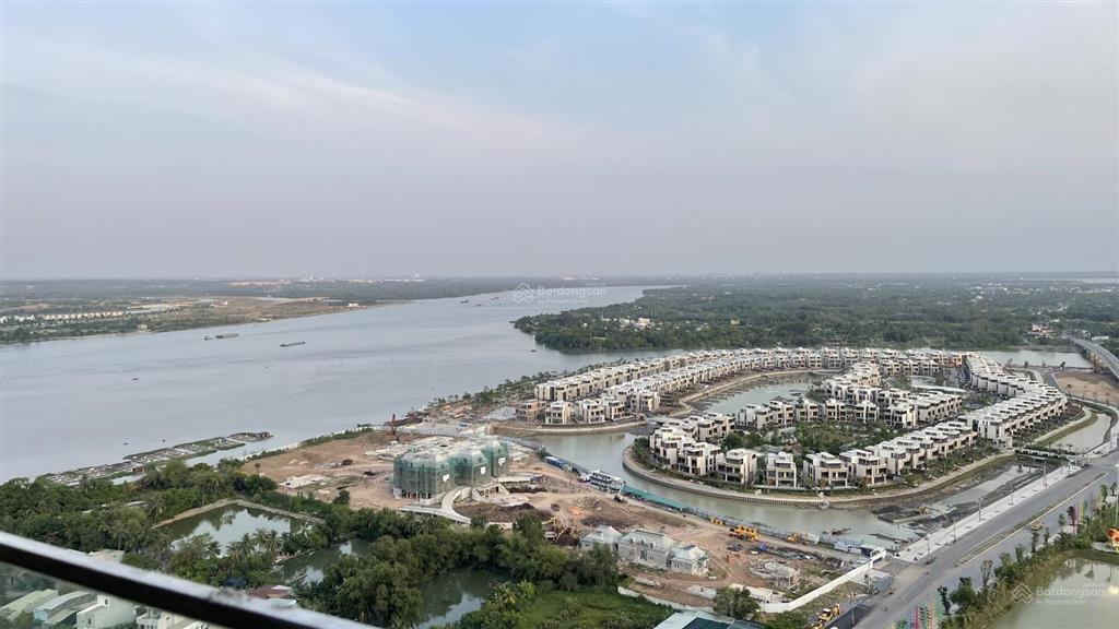Căn hộ be 2, dt 80m2, giá 4,9 tỷ the beverly, view công viên 36 hecta, hướng đông nam