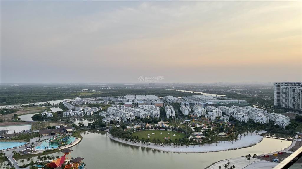 Căn hộ be 2, dt 80m2, giá 4,9 tỷ the beverly, view công viên 36 hecta, hướng đông nam