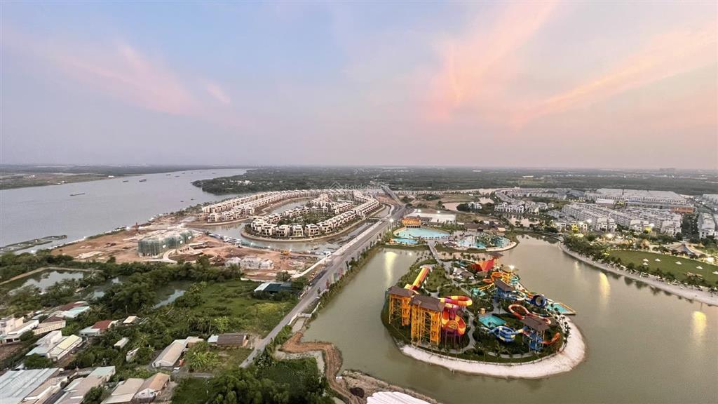 Căn hộ be 2, dt 80m2, giá 4,9 tỷ the beverly, view công viên 36 hecta, hướng đông nam