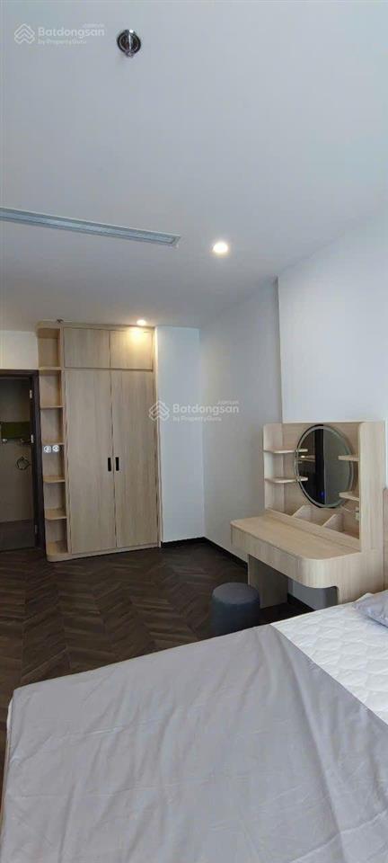 Bán căn 3pn 2wc full nội thất view trực diện công viên công viên ánh sáng, giá 7.5 tỷ bao hết