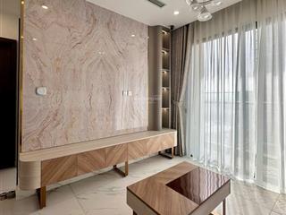Căn hộ opus one 2pn view hồ bơi và công viên ánh sáng giá cắt lỗ 500 triệu bao thuế phí