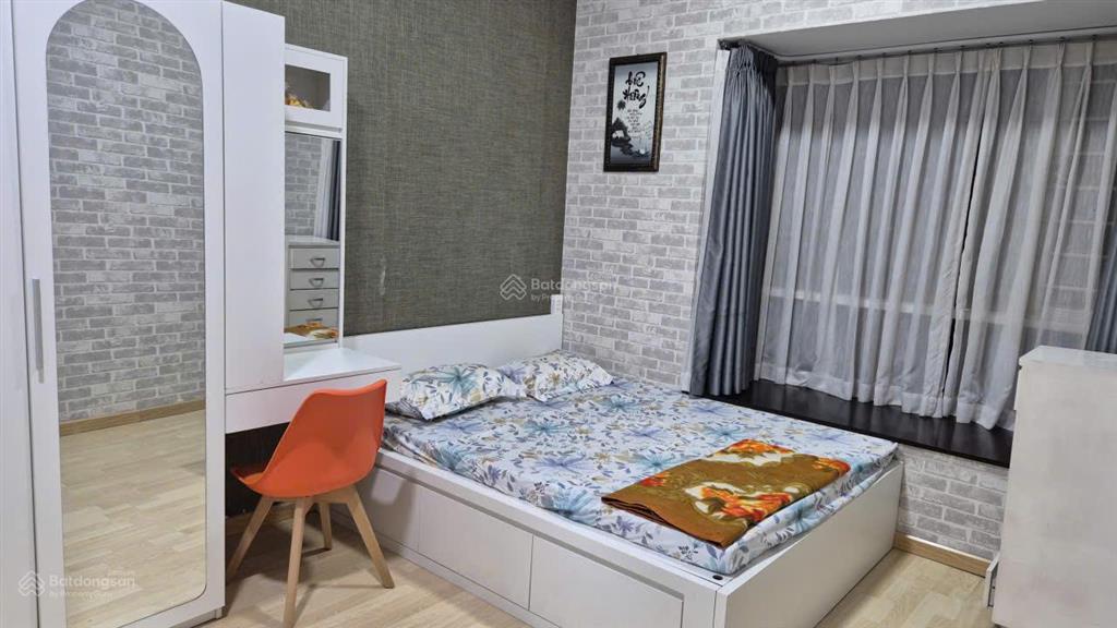 Bán nhanh căn hộ chung cư phú mỹ vạn phát hưng 2pn 90m giá bán 5.3 tỷ, full nội thất,  tươi