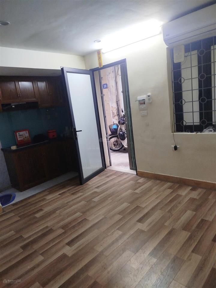 Nhà ngõ 467 lĩnh nam hoàng mai hn, dt 22m2 x2 tầng, khu dân cư đông, ngõ đẹp thoáng mt 4m giá 2tỷ