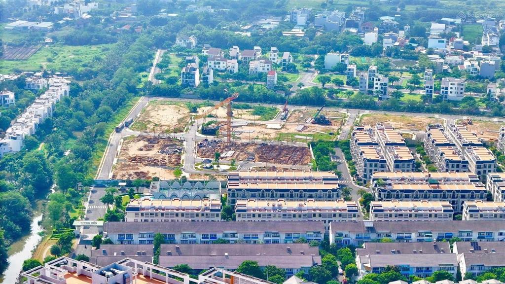 Chính chủ cần bán căn nhà phố the classia khang điền đường 16m  giá 24 tỷ  vị trí đắc địa