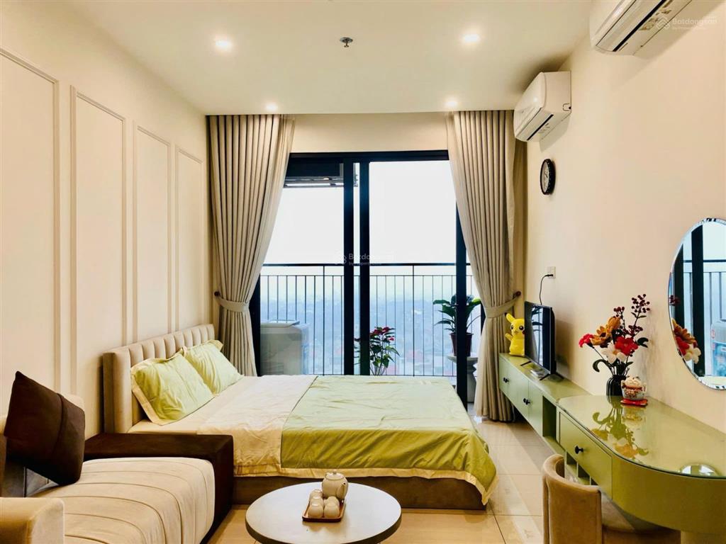 Chính chủ cần bán căn studio 32m2 tại vinhomes smart city, full nội thất, 2,91 tỷ