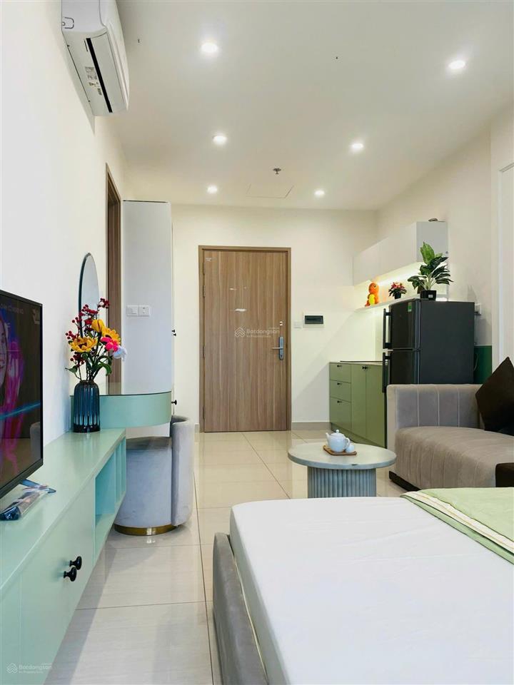 Chính chủ cần bán căn studio 32m2 tại vinhomes smart city, full nội thất, 2,91 tỷ