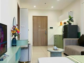 Chính chủ cần bán căn studio 32m2 tại vinhomes smart city, full nội thất, 1,8tỷ