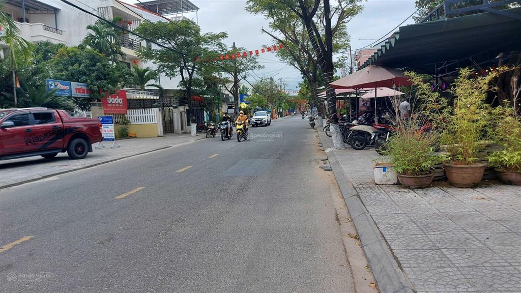 Nhà 3 tầng mặt tiền lý thường kiệt hội an