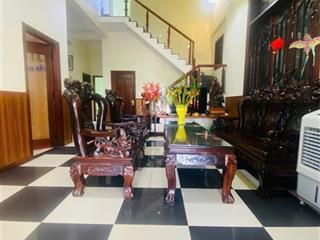 Cần bán nhà lô đôi  đường nguyễn ân  đối diện công viên  khu hoà xuân  dt 200 m2  gọi minh