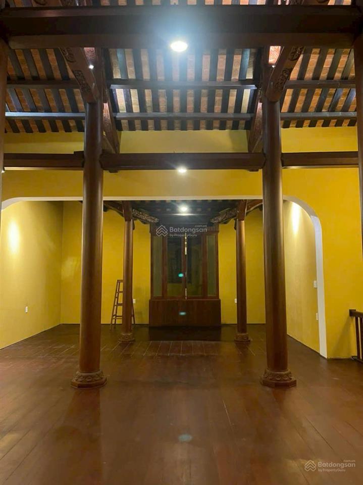 1 siêu phẩm tuyệt đỉnh giữa lòng phố hội an hàng hiếm, không có cái thứ 2, căn nhà lát sàn gỗ 2