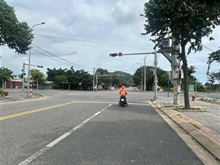 Chính chủ gửi bán lô đất 3 mặt tiền trịnh đình thảo. 0373 105 ***