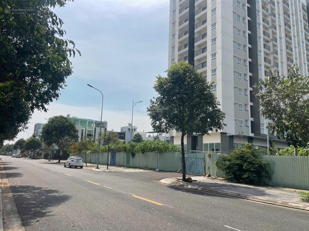 Chính chủ gửi bán cặp liền kề đường phạm ngọc thạch. vị trí kinh doanh 0373 105 ***