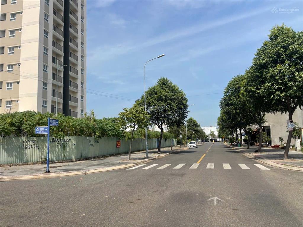 Chính chủ gửi bán cặp liền kề đường phạm ngọc thạch. vị trí kinh doanh 0373 105 ***