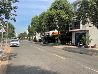 Chính chủ gửi bán cặp liền kề đường phạm ngọc thạch. vị trí kinh doanh 0373 105 ***