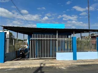 Bán nhà cấp 4 ngay mặt tiền đường số 16 gồm 2pn, wc, phòng khách, sân rộng đậu 2 ô tô