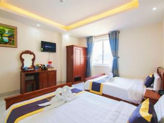 Bán khách sạn mặt tiền phó đức chính, phường thắng tam, tp vũng tàu. cách biển 300m. s=300m2