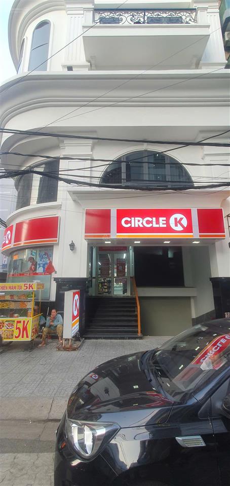 Bán tòa nhà 223m2 mặt tiền gần biển thùy vân. hiện đang cho thuê 150tr/tháng.  0914 653 ***