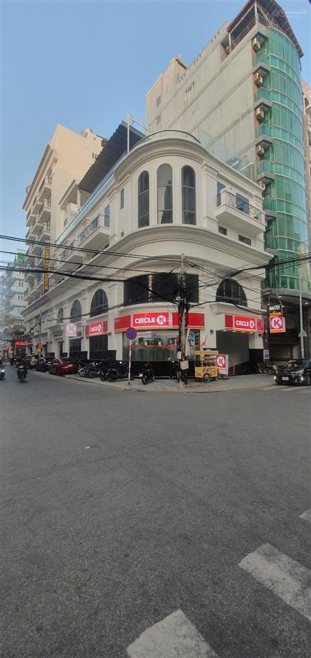 Bán tòa nhà 223m2 mặt tiền gần biển thùy vân. hiện đang cho thuê 150tr/tháng.  0914 653 ***