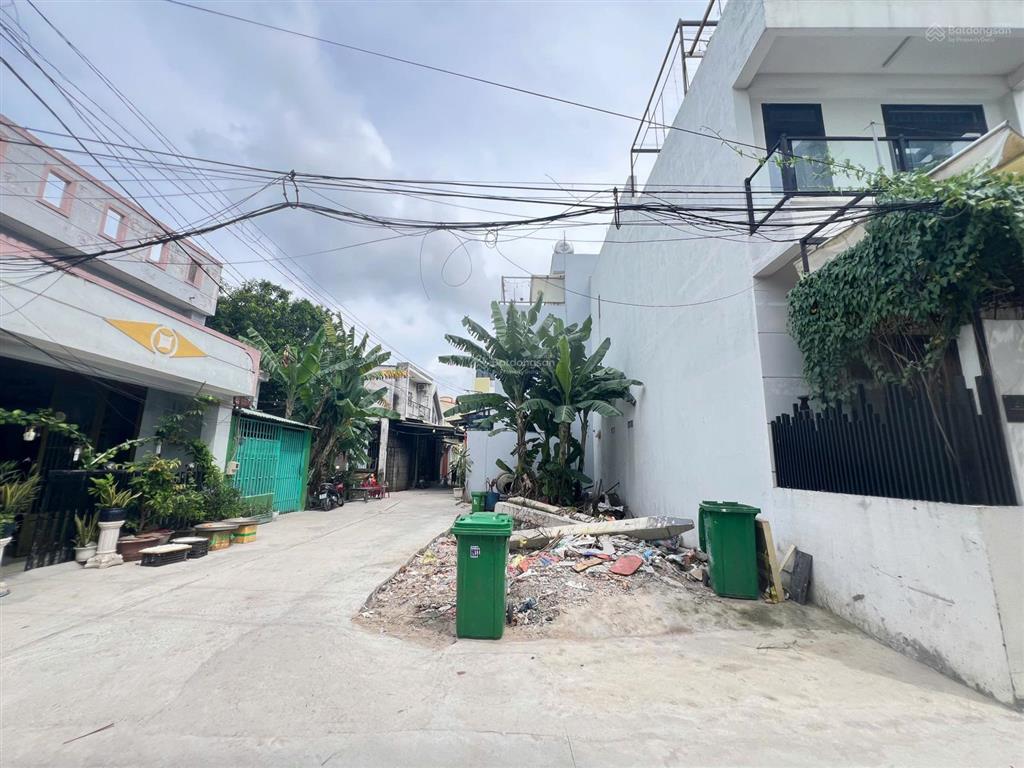Bán lô góc tây lân 7x16 thông kênh tham lương