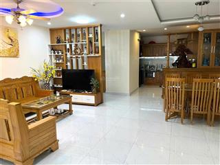 Cần bán căn hộ seaview chí linh dt 137m2 căn 3pn giá 3ty880tr.  0989 460 ***