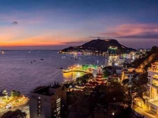 Bán căn góc hai mặt tiền phó đức chính vị trí đẹp hiện đang cho thuê 70tr/ tháng