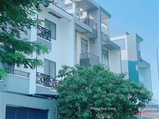 Bán đất nền dự án 100m2 tại kdc làng việt kiều phong phú, giá 4,65 tỷ bao gồm cả móng cọc.