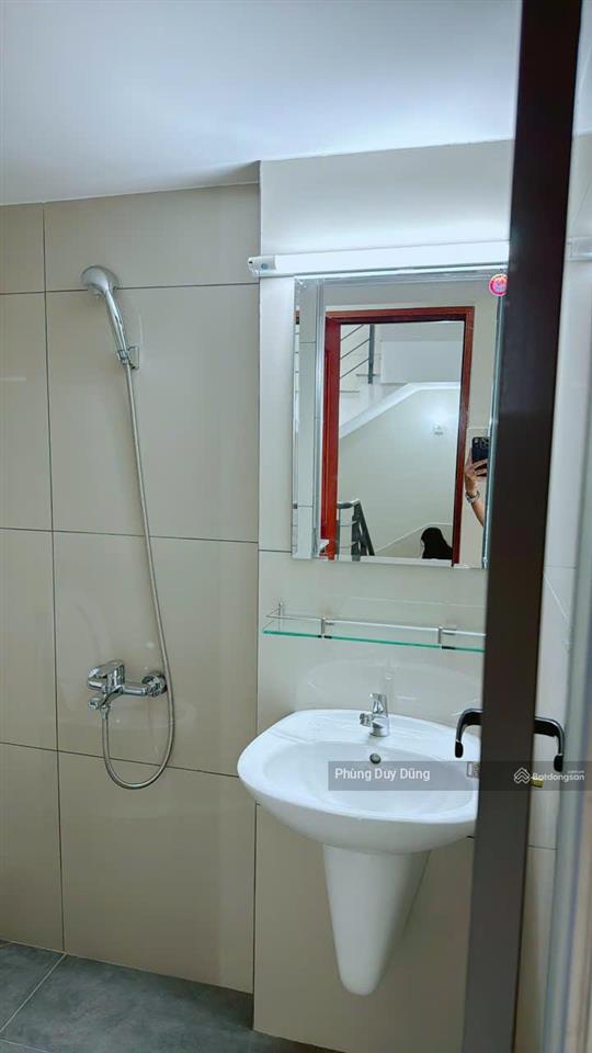 Cho thuê phòng trọ mới xây khu dân cư 13e intresco phong phú, cạnh trường đại học kinh tế