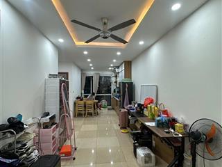 Chính chủ bán gấp căn chung cư phenikaa thạch hoà đang cho thuê. các bác mua cho con học đhqg  fpt
