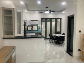 Bán nhà 3 tầng đường 71 gần hồ bơi gói 8 mỹ gia. full nội thất hiện đại giá bán 7,5 tỷ